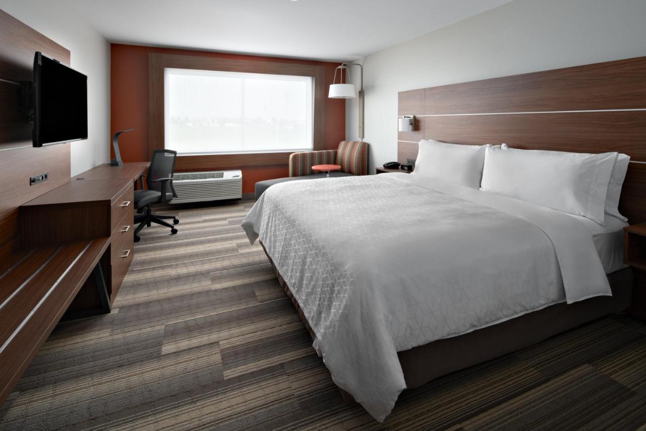 Holiday Inn Express & Suites - Elkhorn - Lake Geneva Area By Ihg Εξωτερικό φωτογραφία